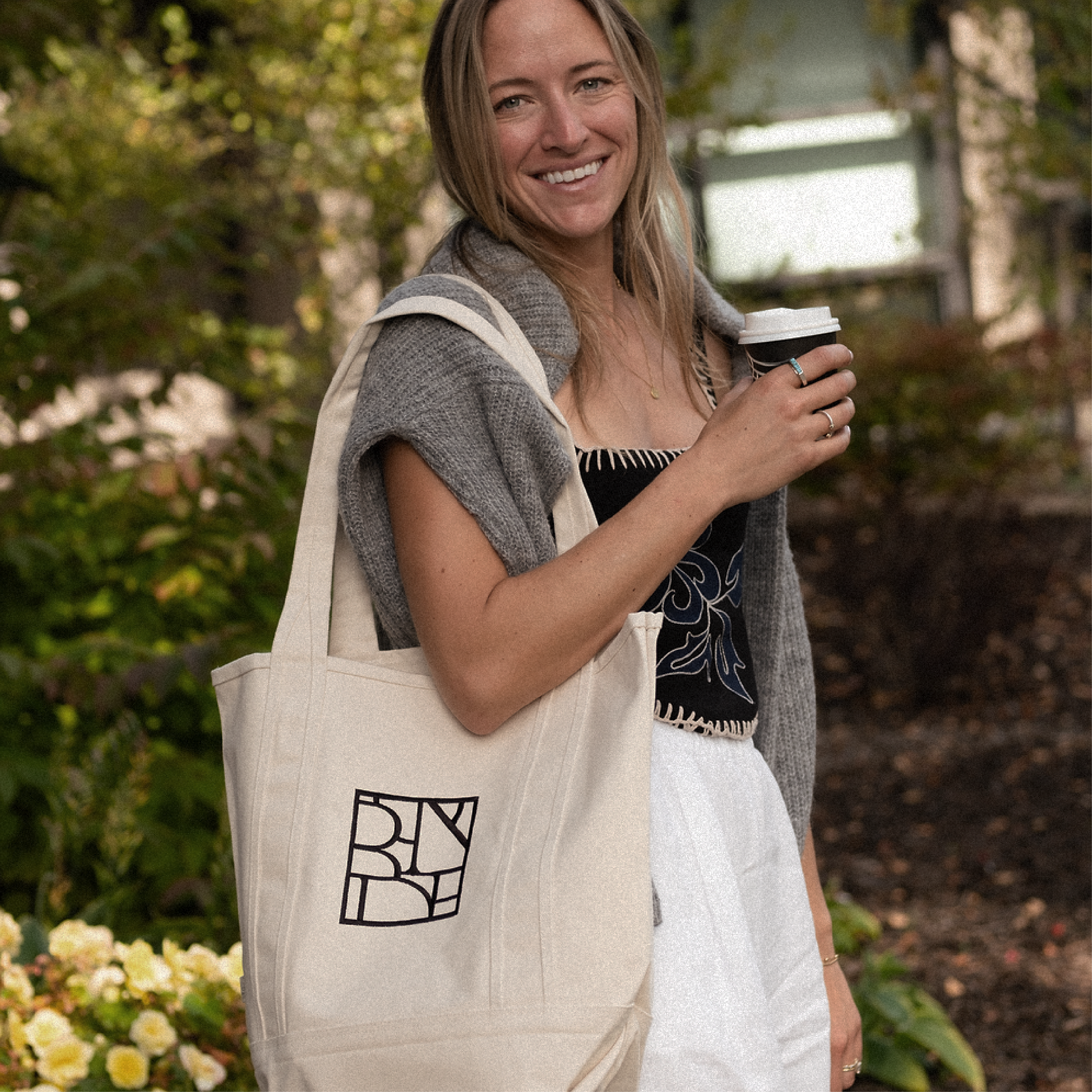 BONDE Canvas Tote